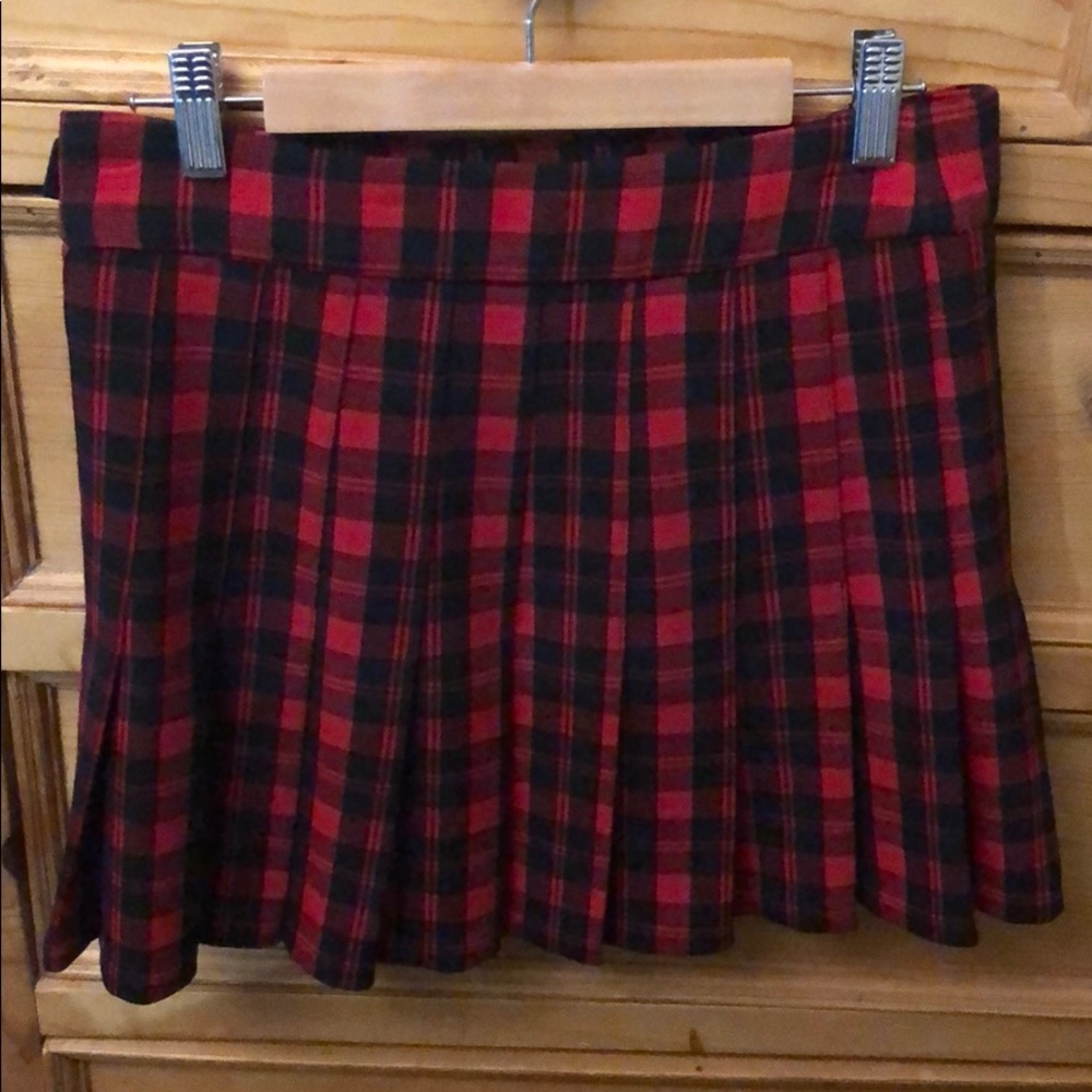 MICHAEL Michael Kors Red Plaid Skirt Size 4, NBW - Picture 2 of 6